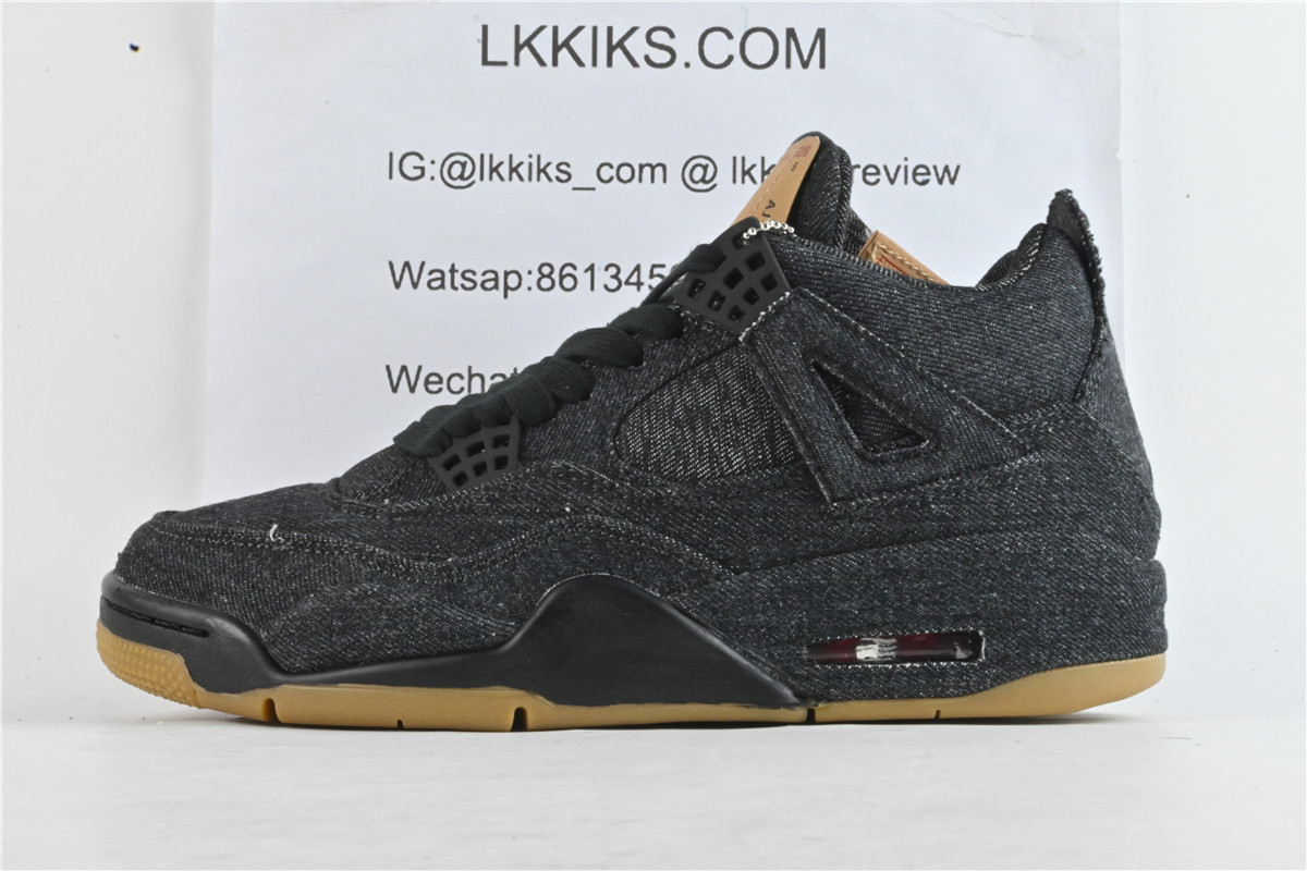 Jordan 4 Retro Levi's Black (Levi's Tag)